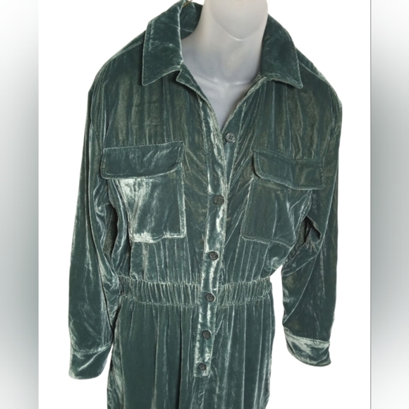 Universal Thread Green Velvet Cargo Jumpsuit Long Sleeve Utility Pockets Sz 6 - Picture 6 of 11